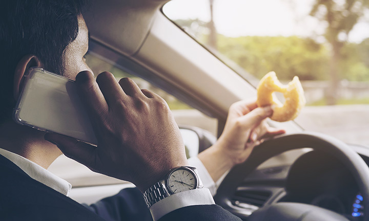 Distracted-driving-1